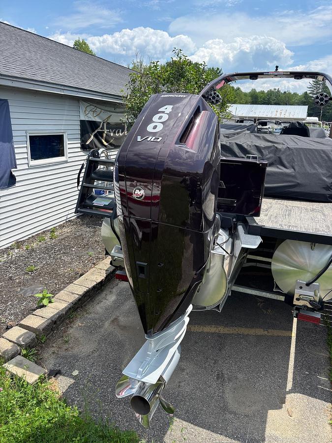 2026 Avalon 2585 Carbon Fiber Excalibur Tritoon