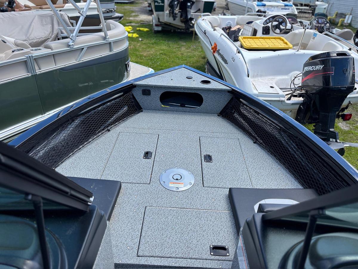 2026 Crestliner 1850 Kodiak WT