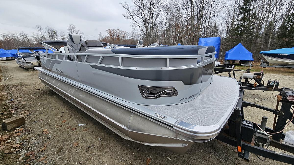 2026 Avalon 2385 LSZ ELITE TRITOON HONDA BF200