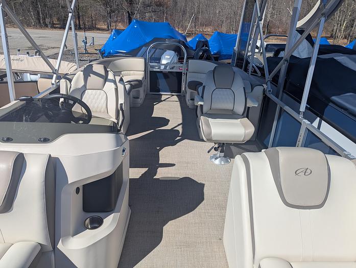 Used 2024 Avalon 2385 LSZ Quad Lounge