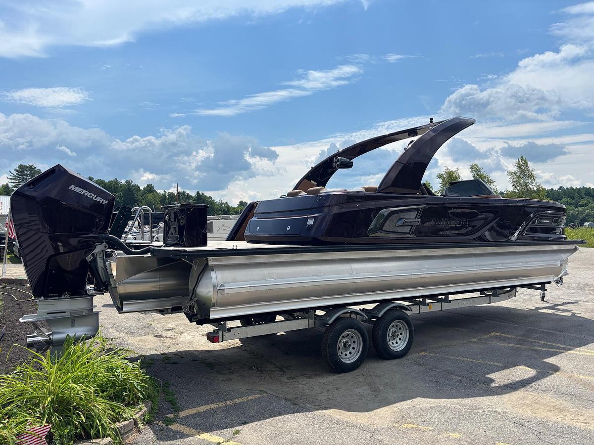 2026 Avalon 2585 Carbon Fiber Excalibur Tritoon