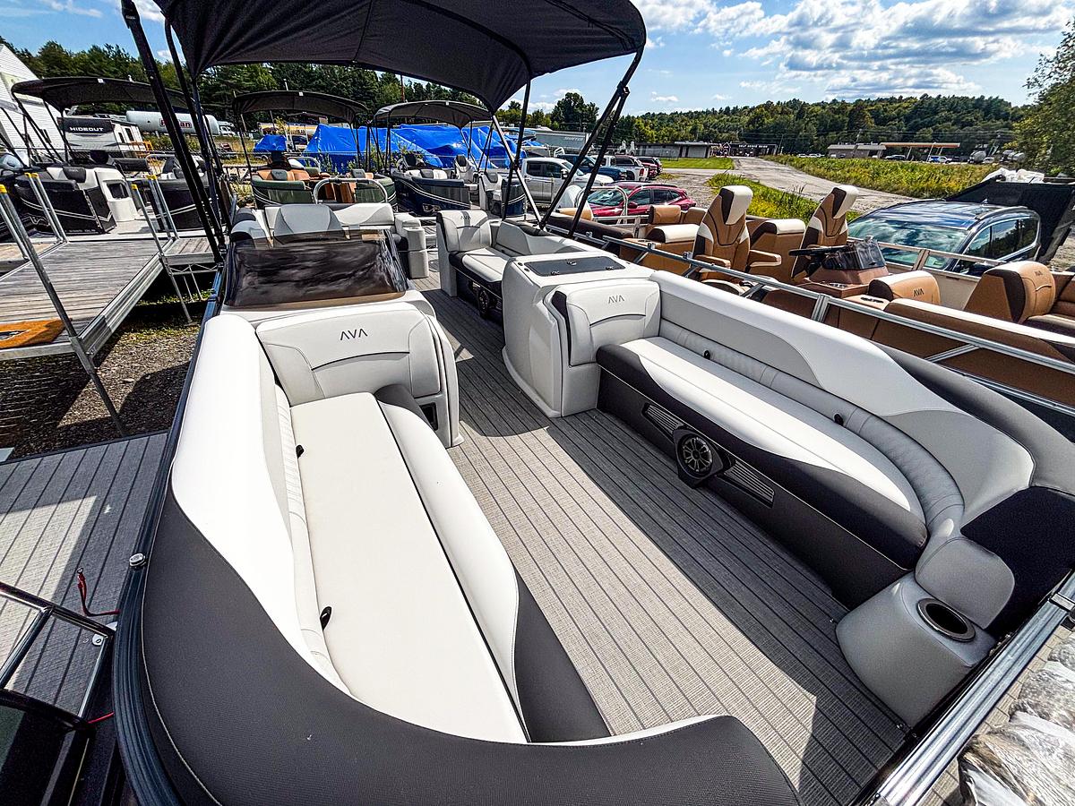 2026 Avalon 2585 VENTURE 85 ELW