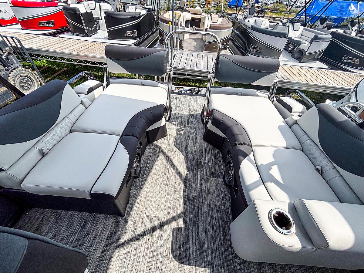 2026 Avalon 2185 LSZ QLS