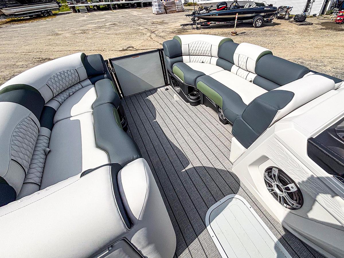 2026 Avalon 2385 CATALINA QLS TRITOON