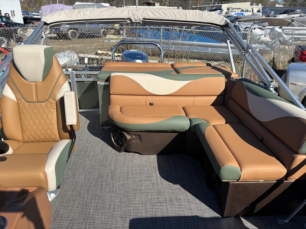2026 Avalon 2185 VEN85 CR
