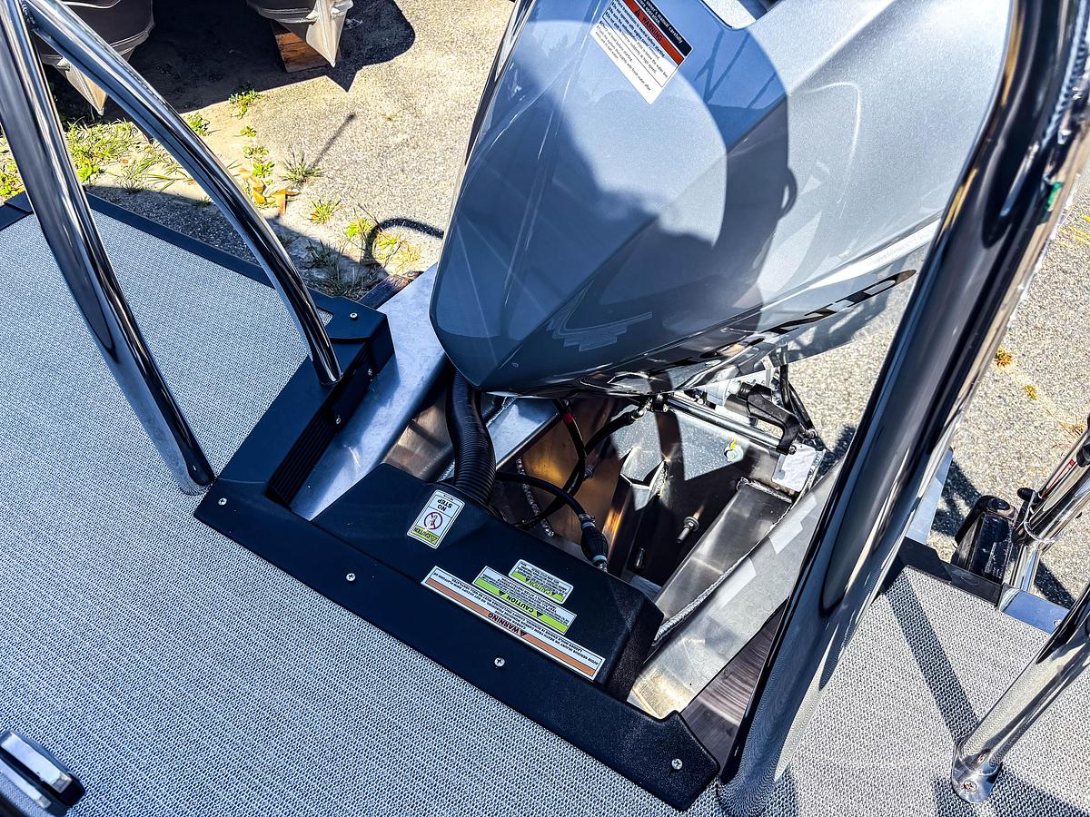 2026 Avalon 2385 LSZ ELITE TRITOON