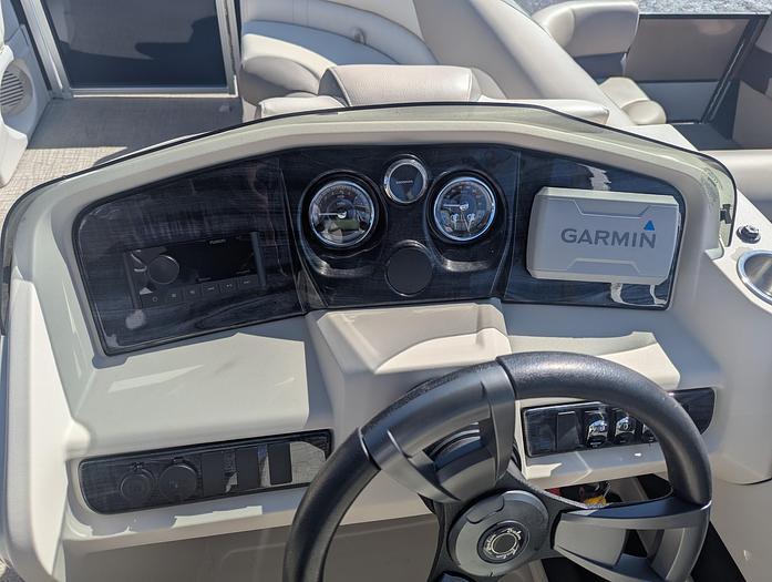 Used 2024 Avalon 2385 LSZ Quad Lounge