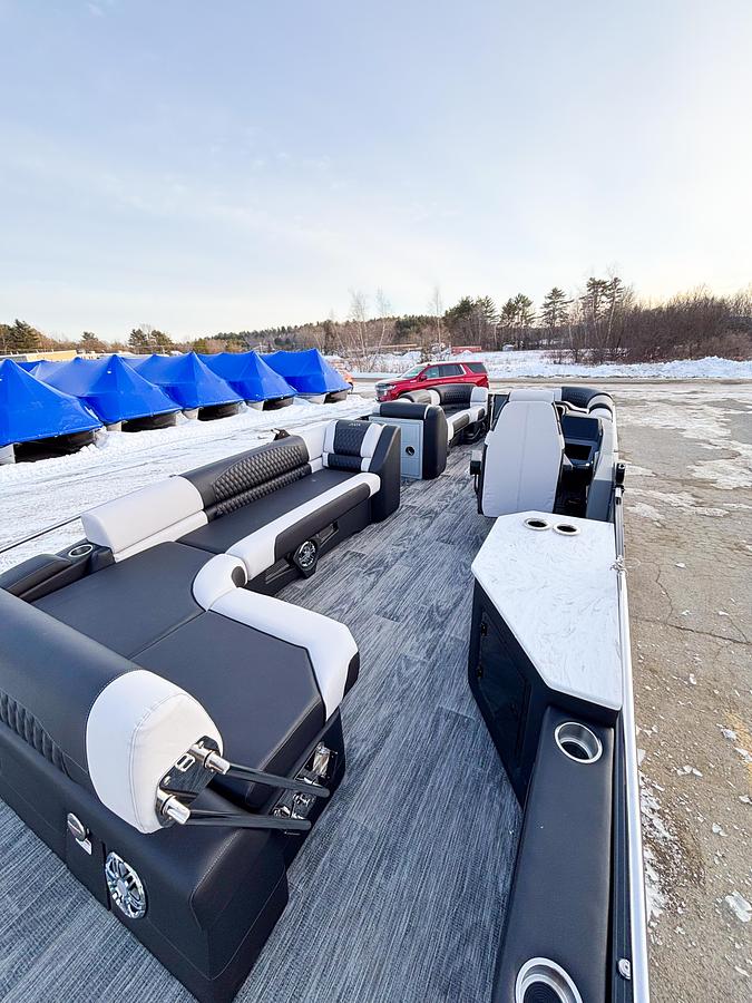 2026 Avalon 2385 CATALINA CRB