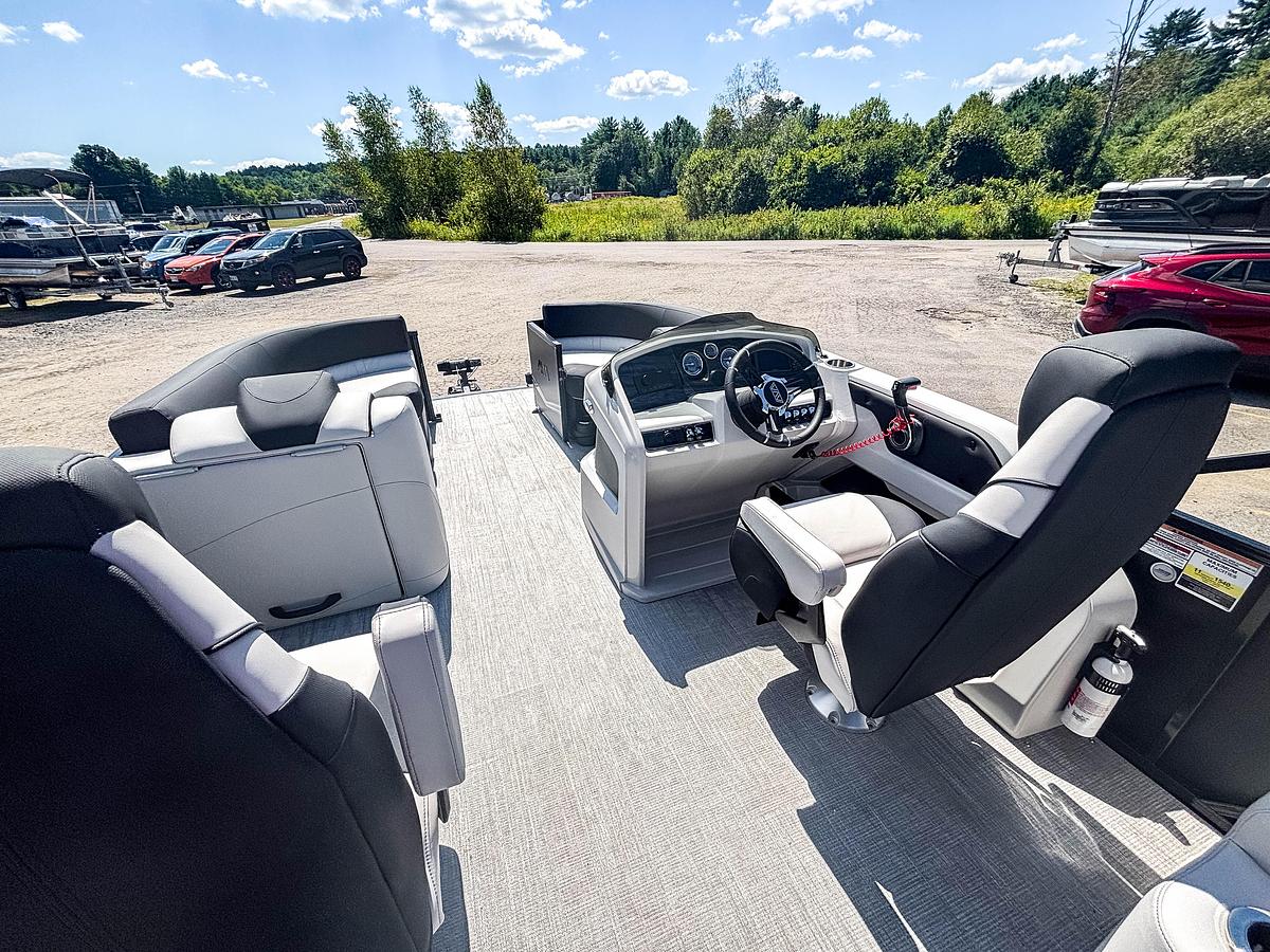 2026 Avalon 2385 LSZ QUAD LOUNGE SHIFT