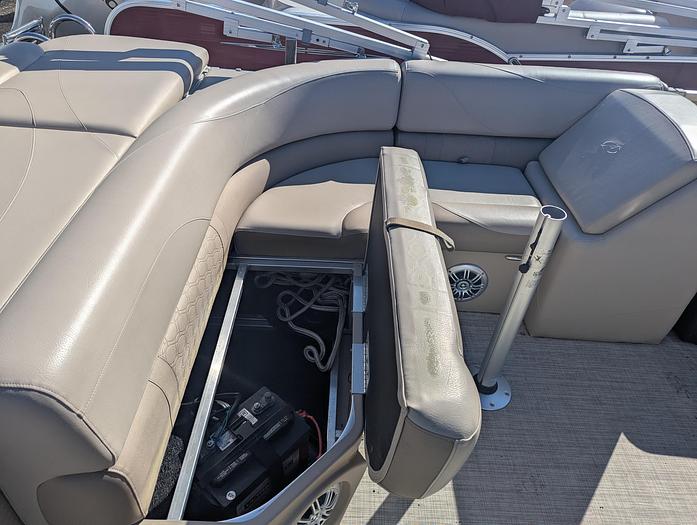 Used 2018 Avalon 2285 LSZ Cruise