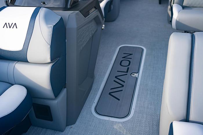 2025 AVALON 2385 CATALINA QUAD LOUNGE TRITOON AV-25-04