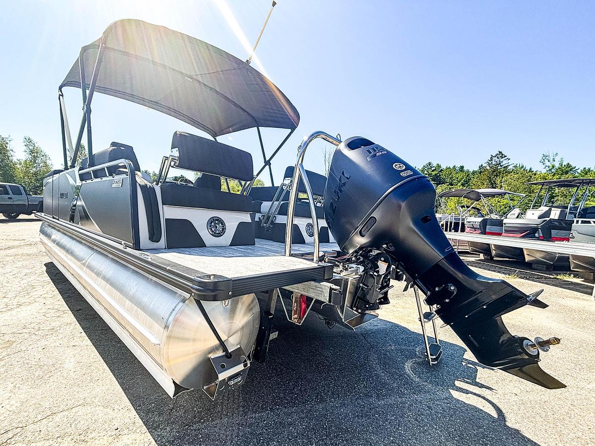 2026 Avalon 2385 LSZ QUAD LOUNGE SHIFT