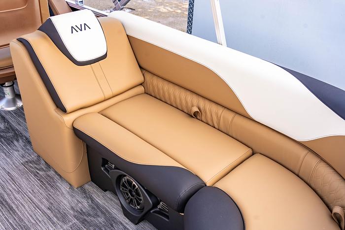 Avalon LSZ - 23' Quad Lounge