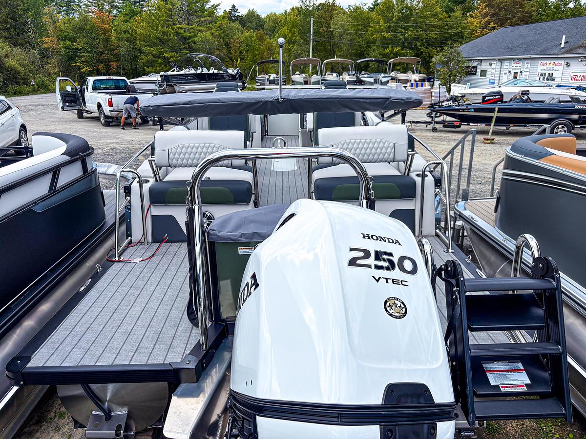 2026 Avalon 2385 CATALINA QLS TRITOON