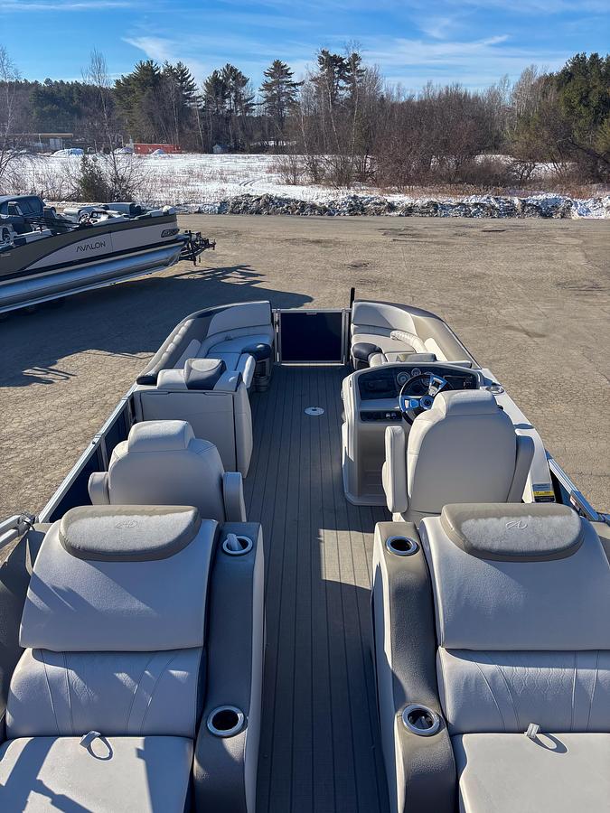 Used 2022 Avalon 2685 LSZ RL Tritoon