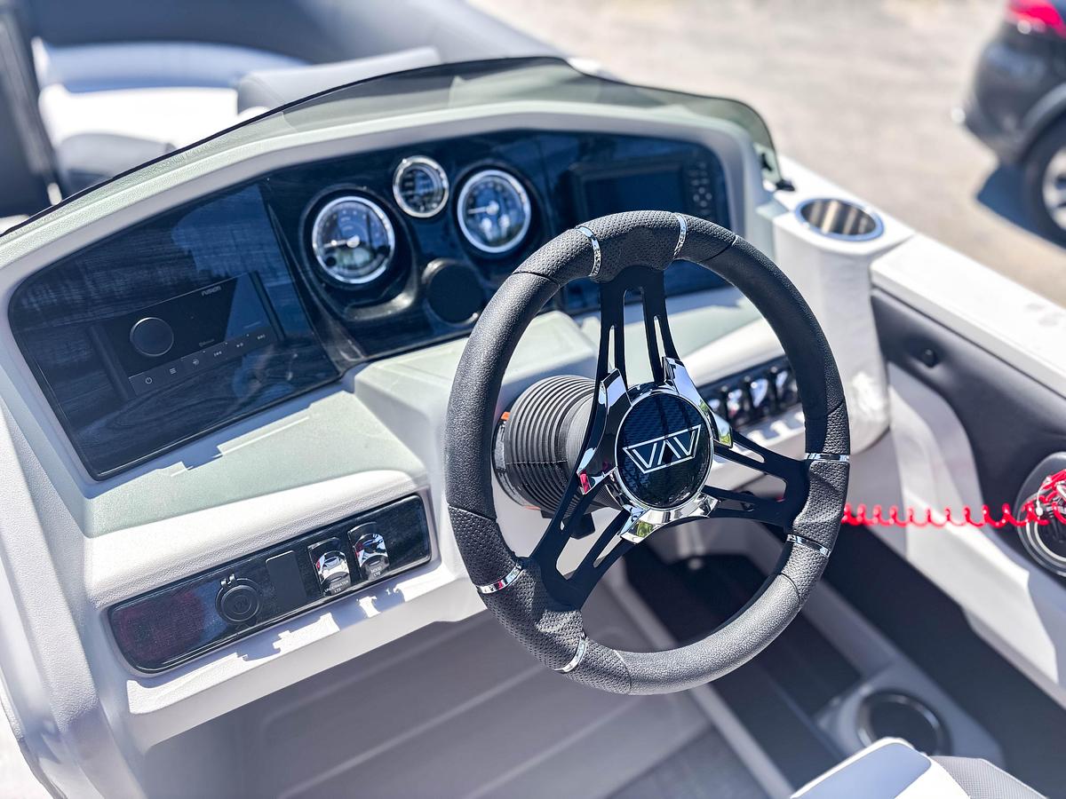 2026 Avalon 2385 LSZ QUAD LOUNGE SHIFT