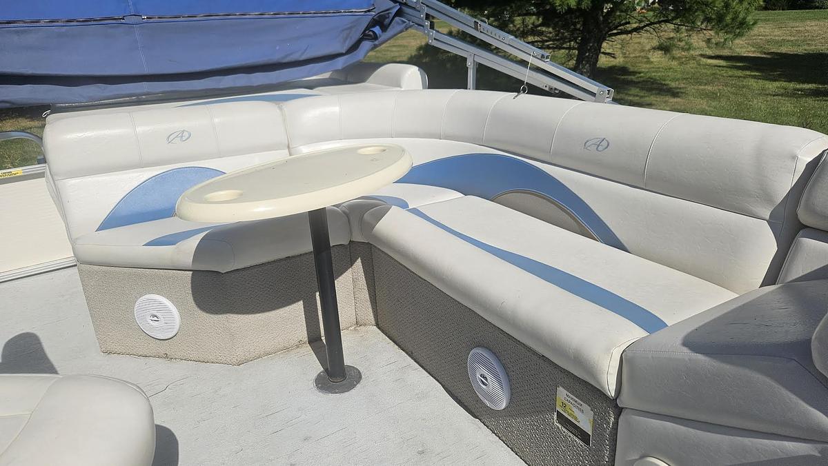 Used 2007 Avalon 22' Tropic