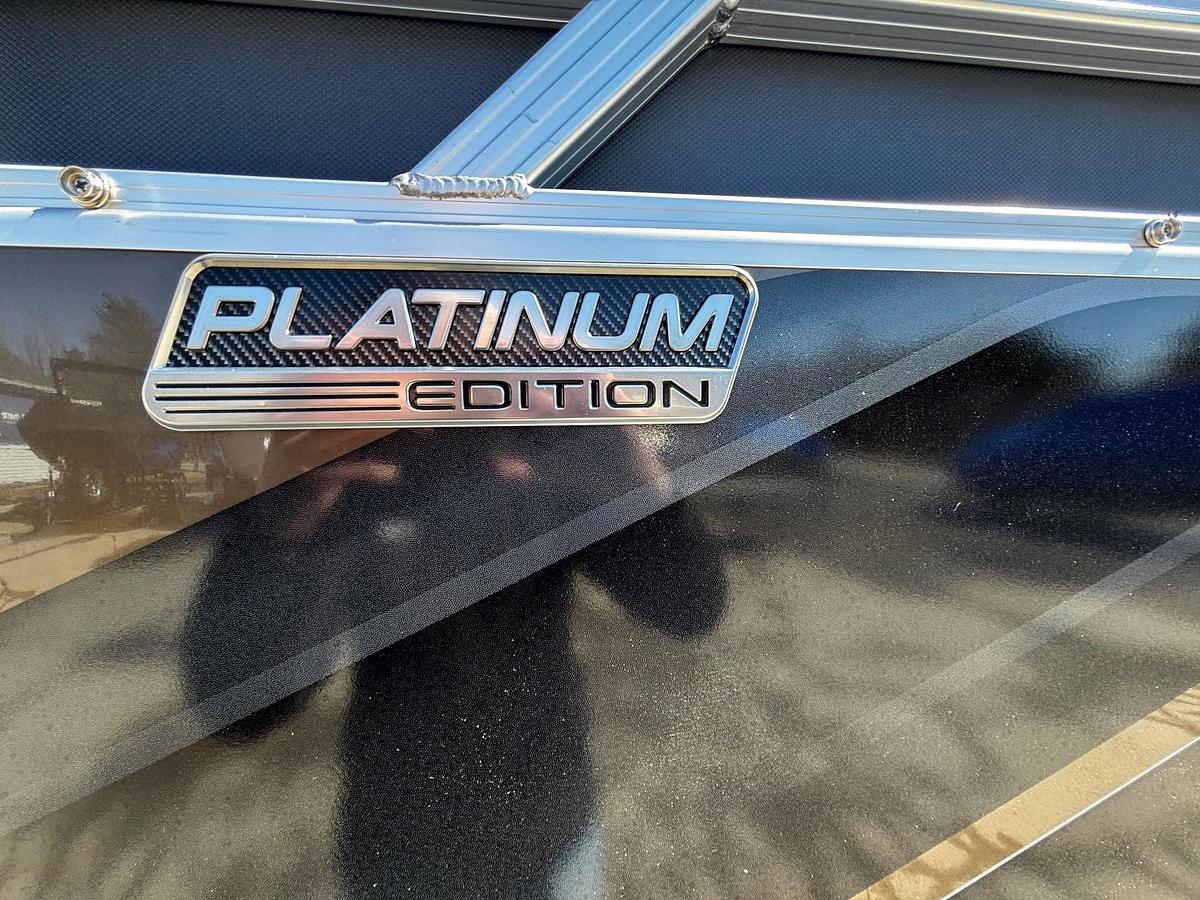 2026 Avalon 2385 VEN QL TRITOON