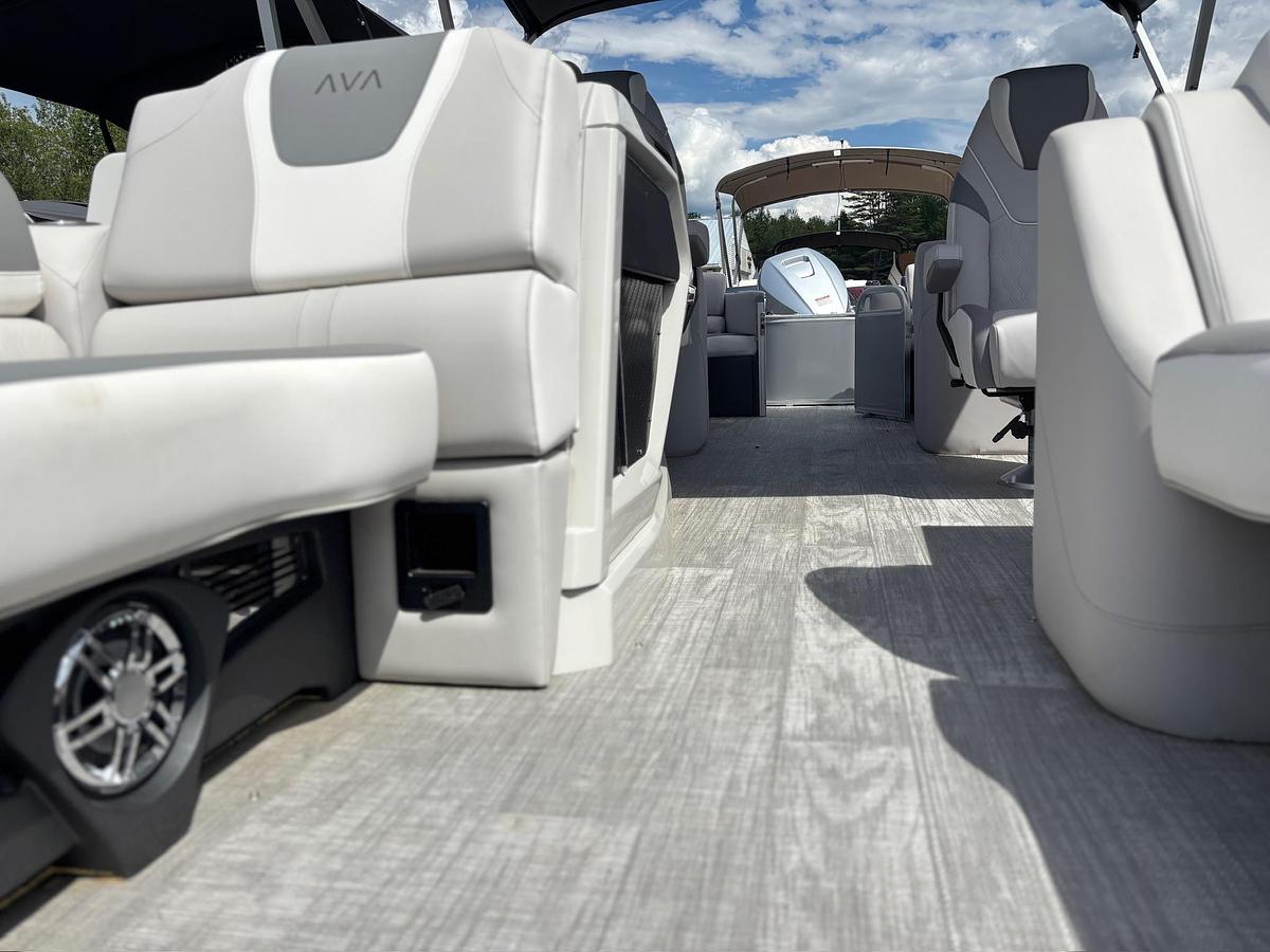 2026 Avalon 2385 CATALINA QL