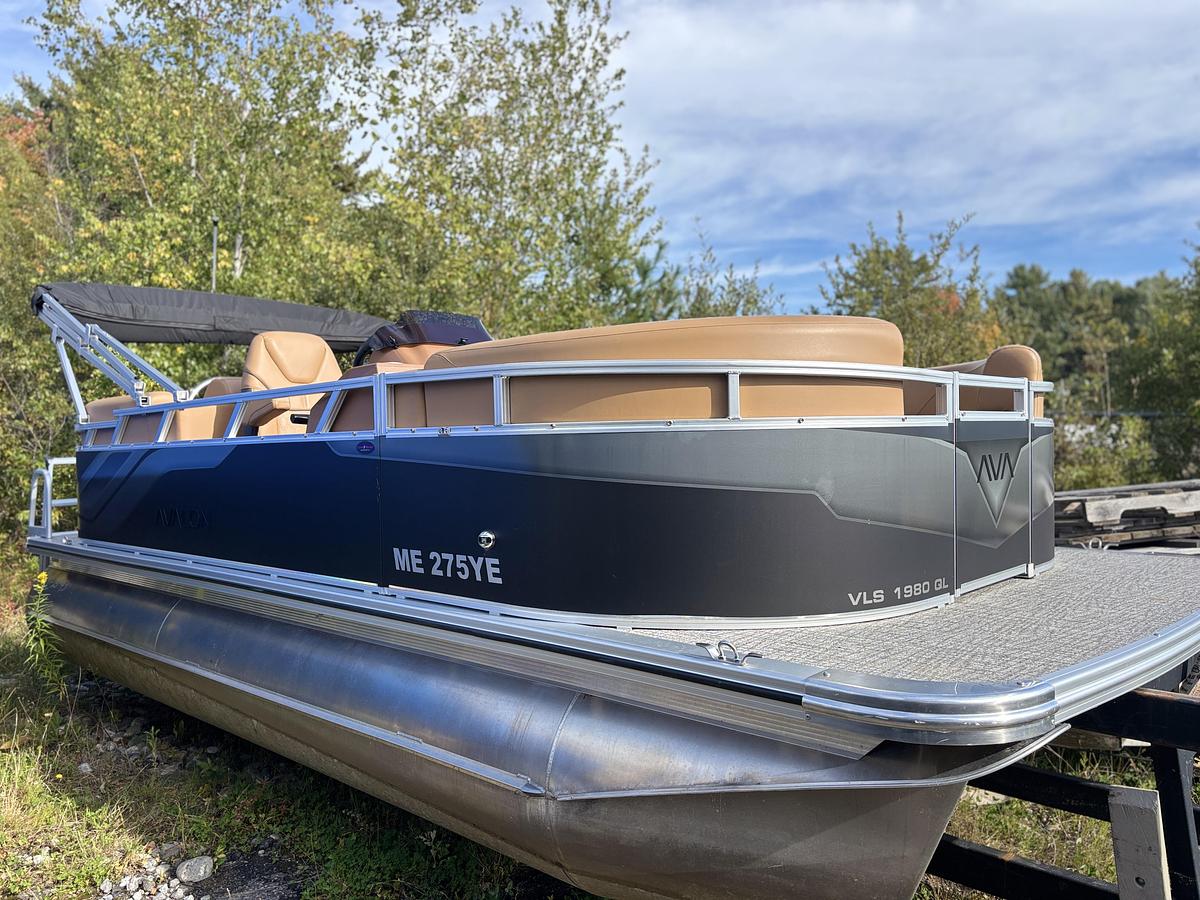 Used 2025 Avalon 1980 VLS QL