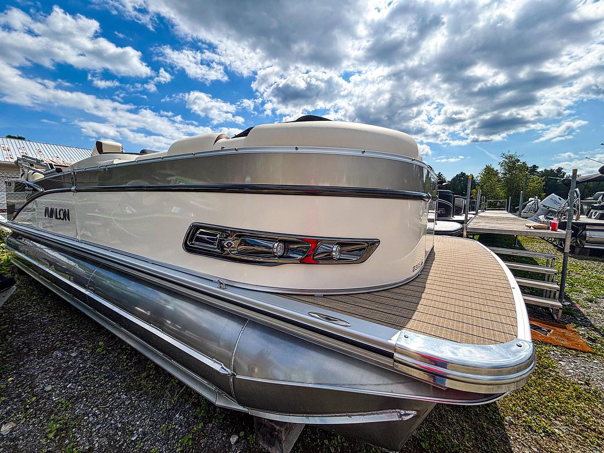 2026 Avalon 2385 CATALINA EL TRI