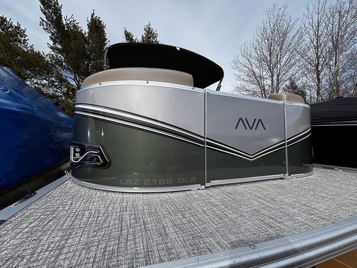 2026 Avalon 2185 LSZ QLS