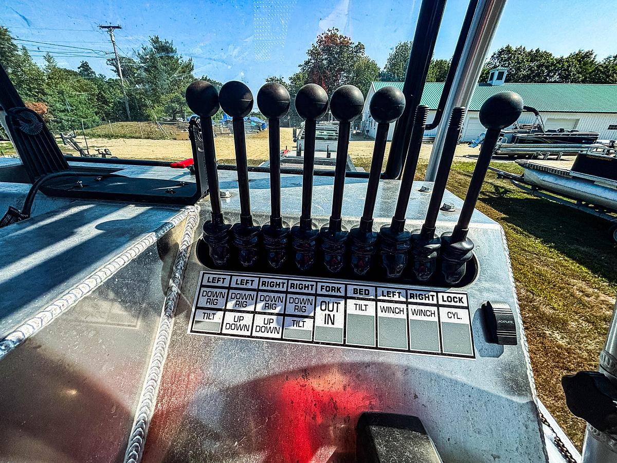 Used 2023 ELITE 30'x8'6" FB Dock Barge