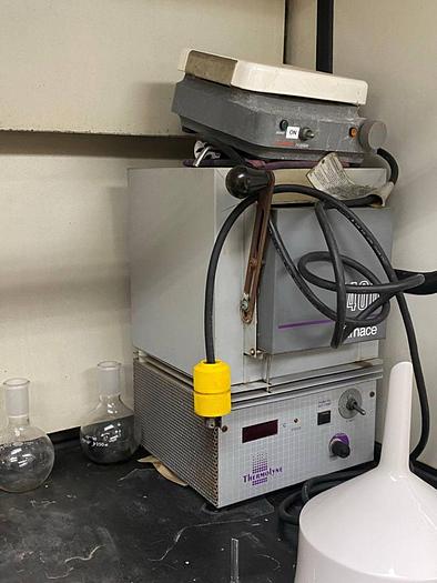 Used HAMILTON SAFE AIRE 31'' W X 61'' L X 55'' H FUME HOOD