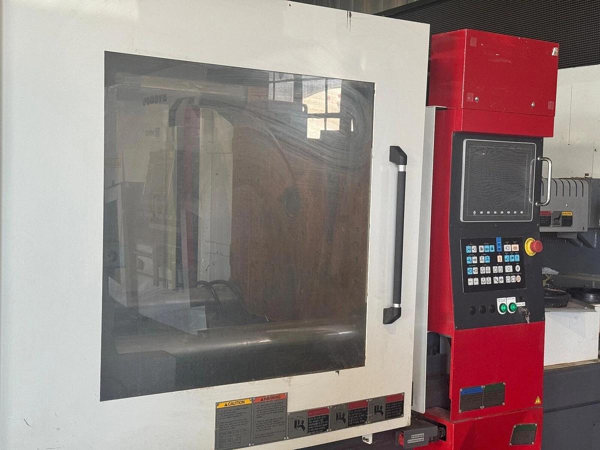 Used NIIGATA MD310W6000 . Plastic Injection Molding Machine All Electric. 310 TON