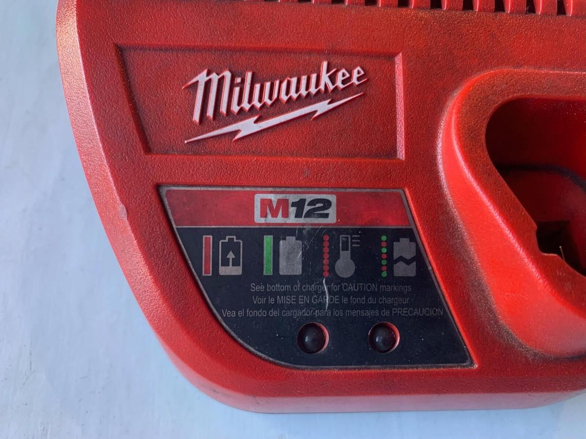 Used New Milwaukee M12 Battery Charger Lithium Ion 12 Volt 48-59-2401 Genuine OEM 818286274554