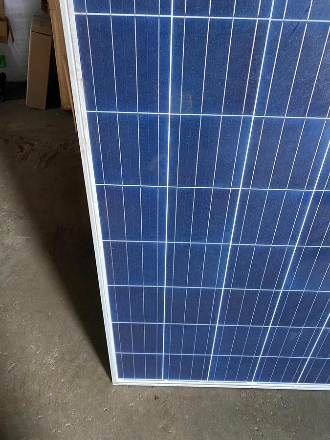 Used 7875 WATTS Pallet of 25 Phono Solar PS315P/24T 31 REC/Canadian Solar/Q Cells