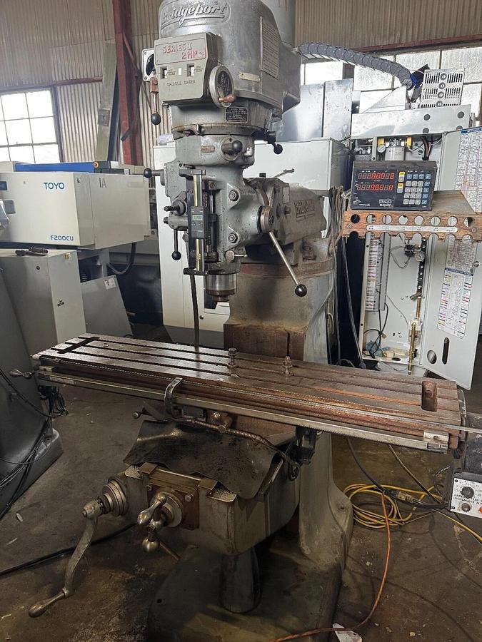 Used BRIDGEPORT 9X48 SERIES I 2HP VS VERTICAL MILLING MACHINE, CHROME WAYS + 2AX DRO