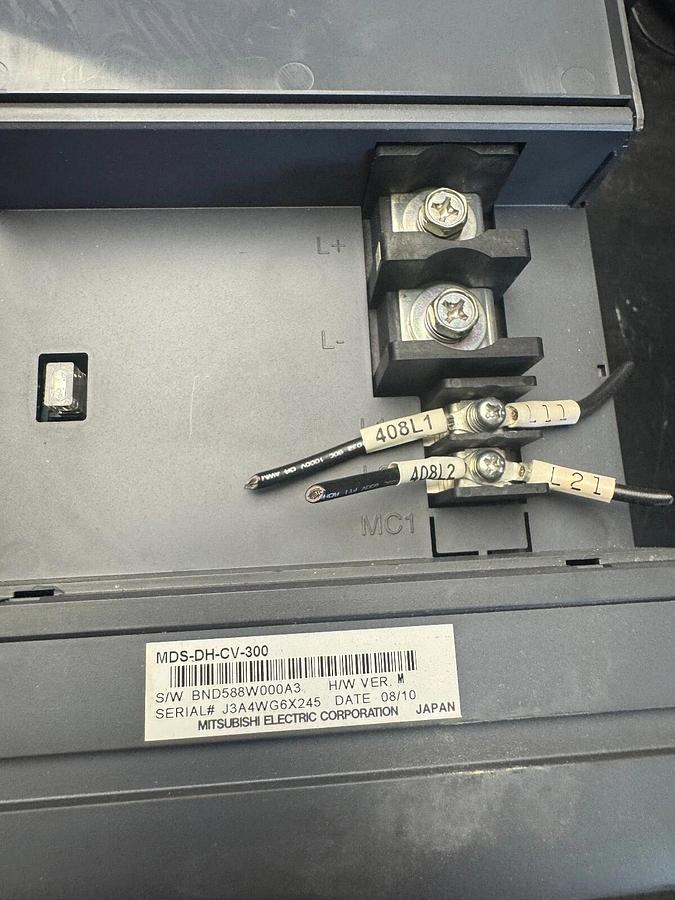 Used MITSUBISHI MDS-DH-CV-300 SPINDLE DRIVE S/N: J3A4WG6X245