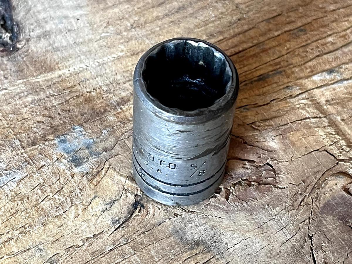 Used Proto , 5/8", Standard Socket, 1/2" Drive, 12Point