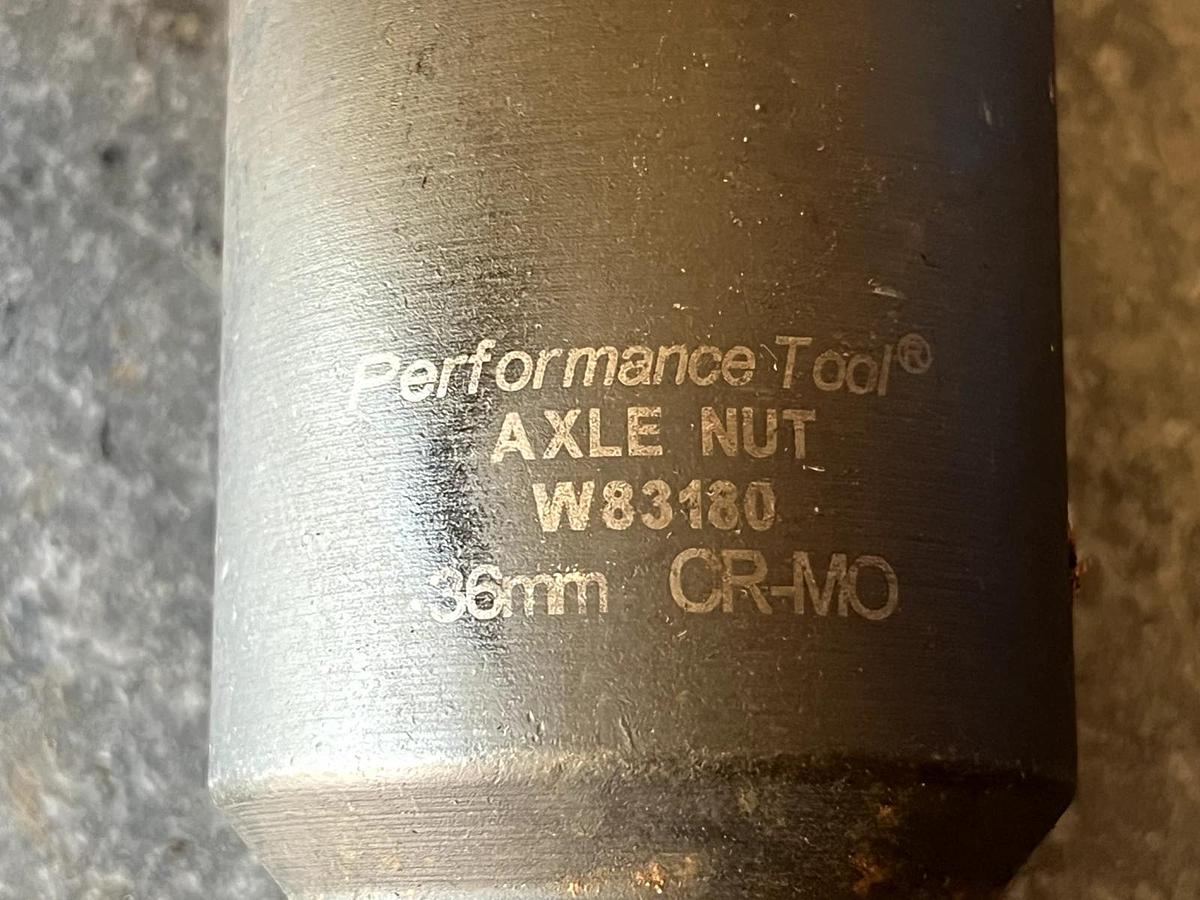 Used Performance Tool 36Mm Front Wheel Drive Axle Nut Socket