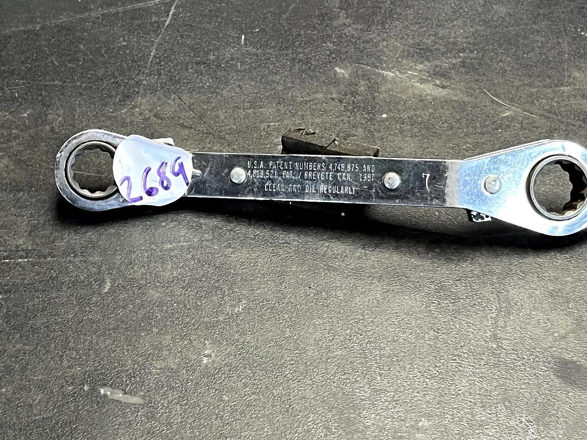 Used Blue-Point Tools RYA1618 1/2in. X 9/16in. 12 Point Offset Ratcheting Box Wrench