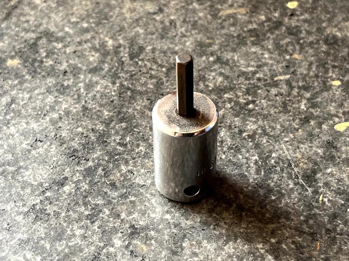 Used Mac Tool X56DS 5/32" Hex/Allen Bit Chrome Socket Driver 3/8" Drive SAE