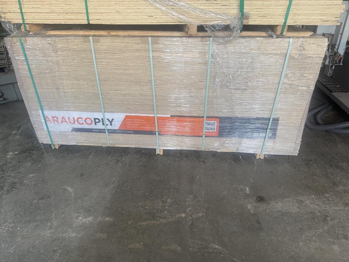 2026 Arauco AurcoPly 15/32" x 8' x 4'