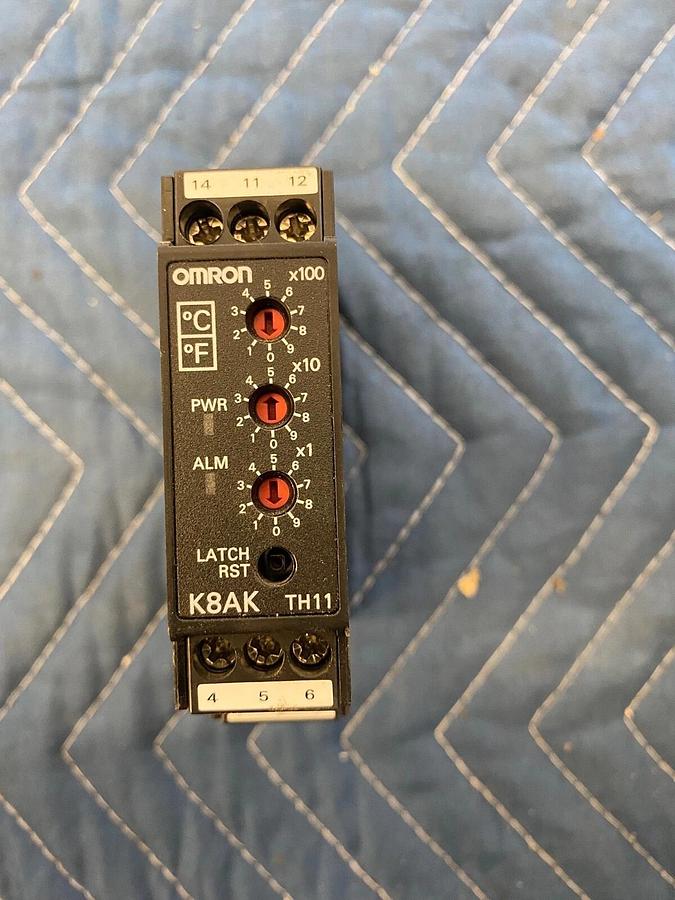Used OMRON K8AK-TH11 24VAC/DC Conductive Level Controller