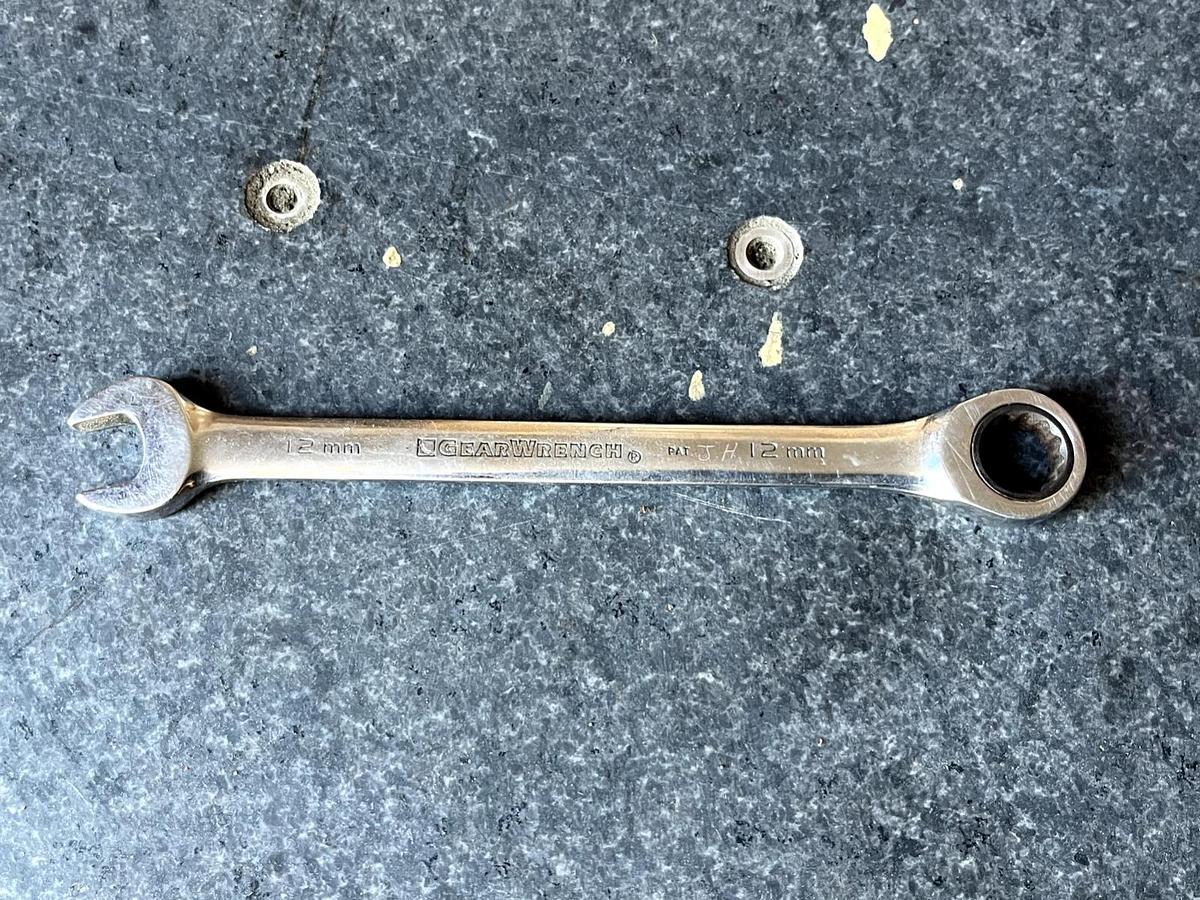 Used GEARWRENCH RATCHETING WRENCH 12 Point METRIC 12 MM