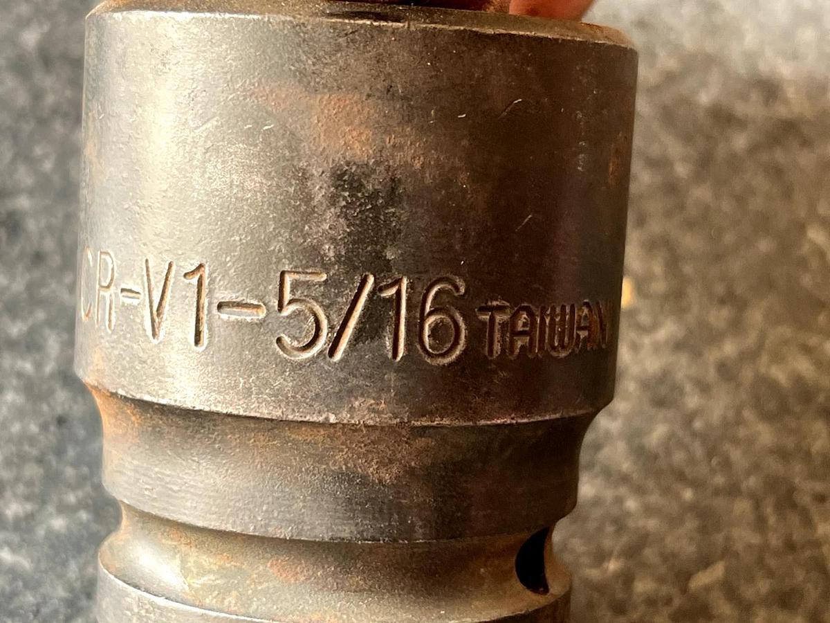 Used 1-5/16" 6 point Impact Socket