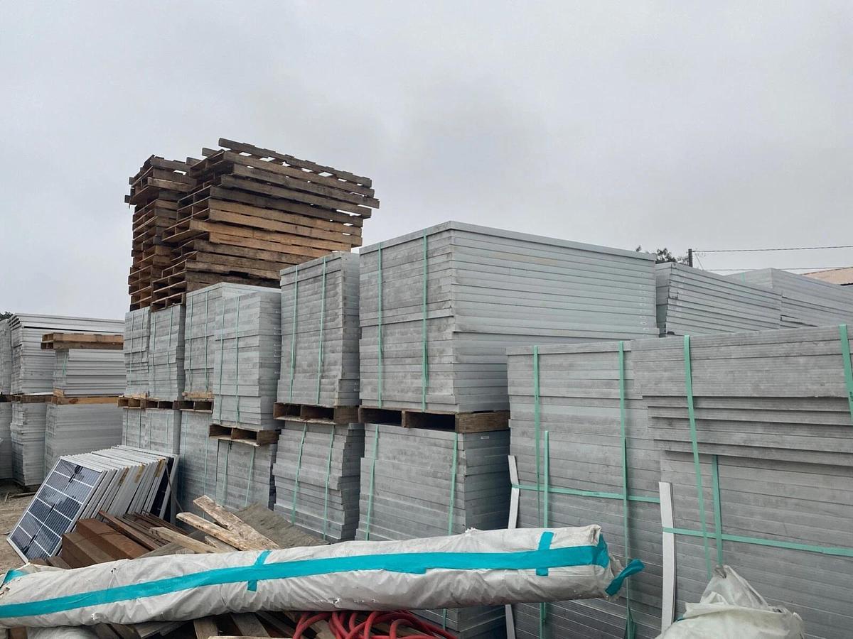 Used 7875 WATTS Pallet of 25 Phono Solar PS315P/24T 31 REC/Canadian Solar/Q Cells