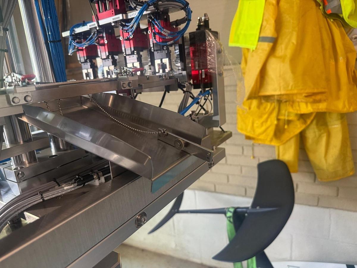 RNA Automation Feeder SLL804-1000