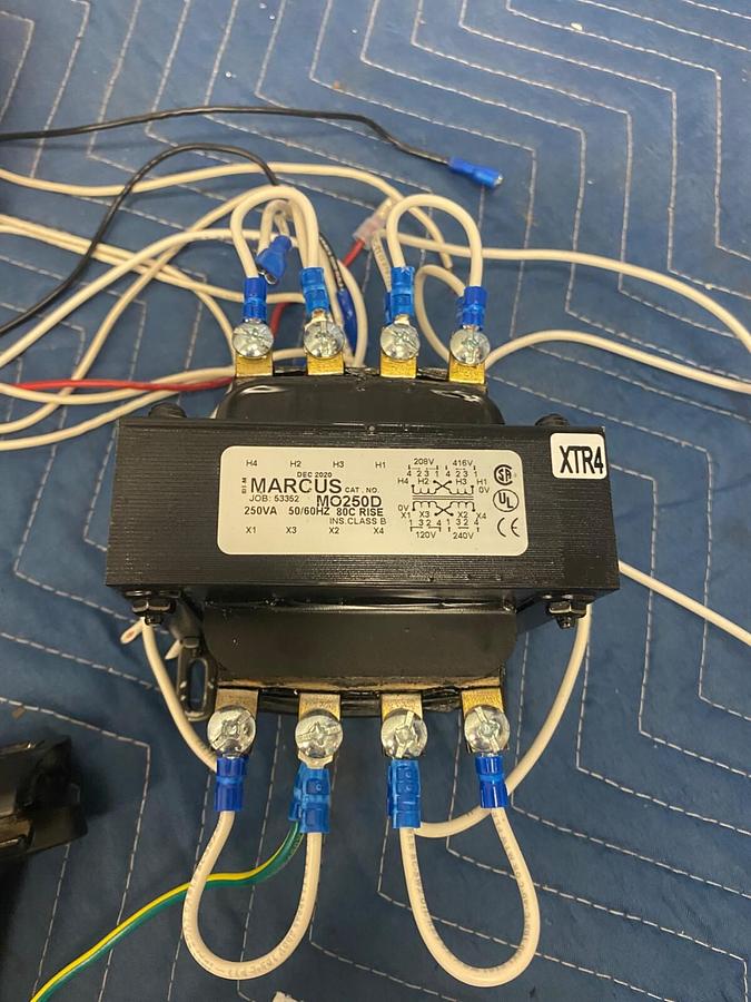 Marcus M0250D Transformer