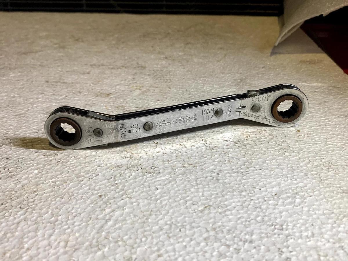 Used Blue-Point tools USA 11 x 12mm 12pt Offset Ratcheting Wrench RYAM1112