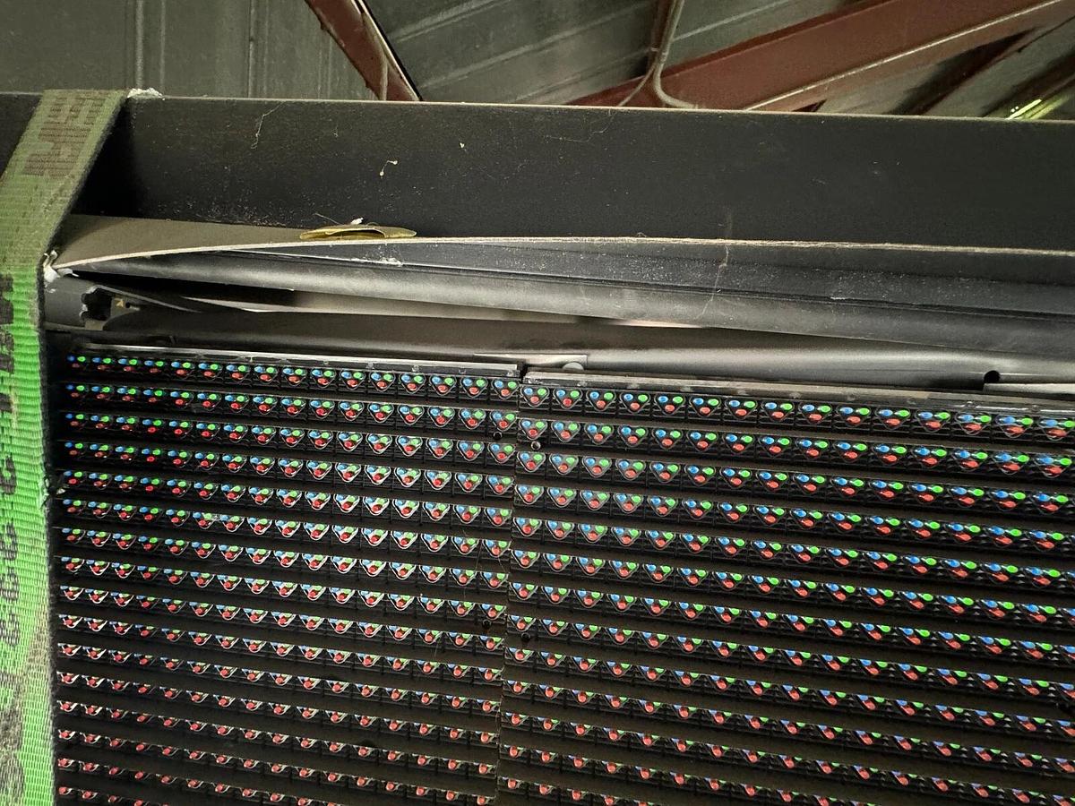 Samsung PRISMVIEW LED Wall 50' x 10' tall NEW NEVER INSTALLED.