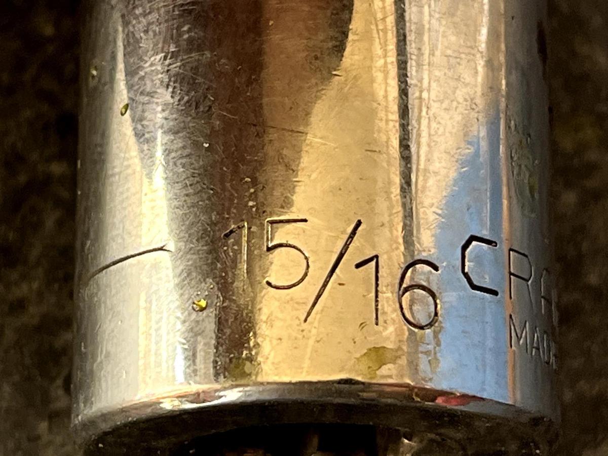 Used Craftsman 15/16" 12 Point 1/2" Drive Shallow Socket  47513                  r