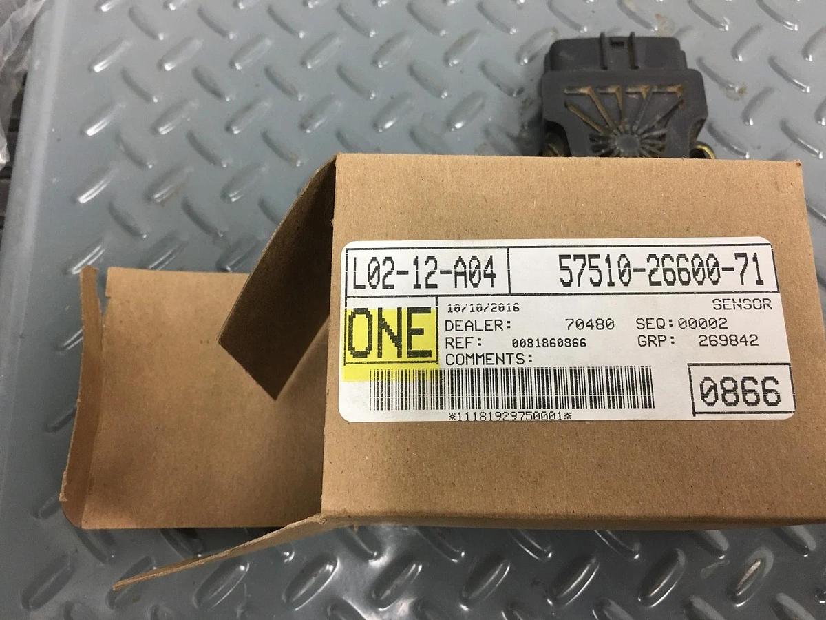 Used Toyota 5FBCU15 Electric Forklift Throttle Switch 57510-2660-71