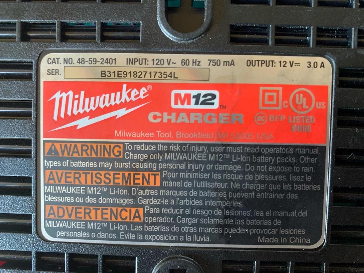 Used New Milwaukee M12 Lithium Ion 12 Volt Battery Charger