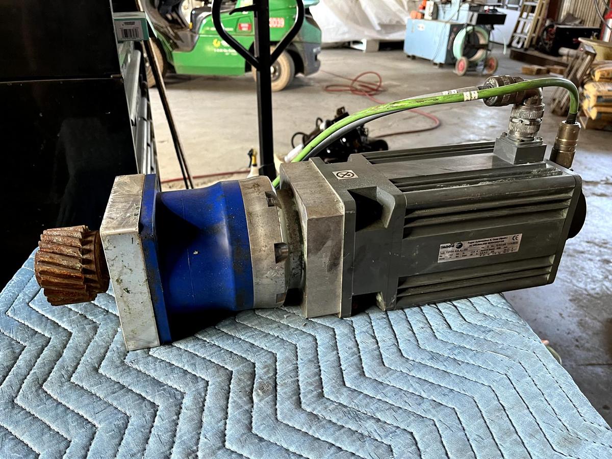 Used Fagor Servo  motor FXM54.40A.A1.000